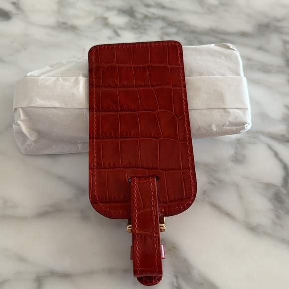 NEW Set of (2) Faux crocodile red luggage tags - Picture 2 of 3